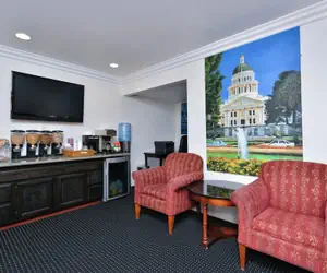 Photo 4 - Capital City Inn Sacramento Convention Center CA
