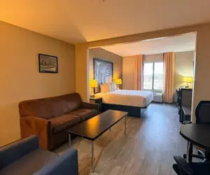 Photo 3 - Super 8 by Wyndham Pennsville/Wilmington