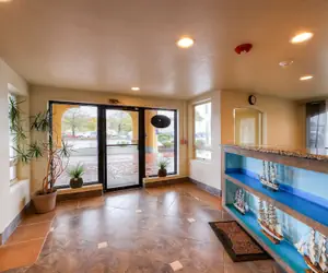 Photo 5 - Newport Inn By OYO - Hwy 101