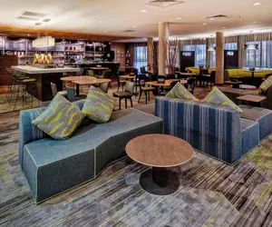 Photo 2 - Courtyard by Marriott Alexandria