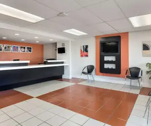 Photo 3 - Motel 6 Youngstown, OH