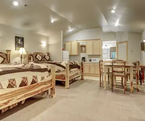 Photo 4 - Eagle Fire Lodge & Cabins