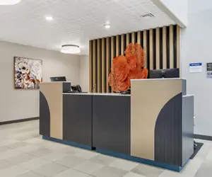 Photo 4 - Best Western Plus Rose City Conference Center Inn