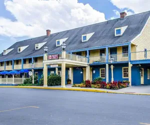 Photo 2 - Clarion Inn Strasburg - Lancaster