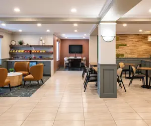 Photo 2 - Best Western Kennewick Tri-Cities Center