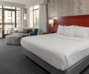 Photo 5 - Courtyard by Marriott Downtown Memphis