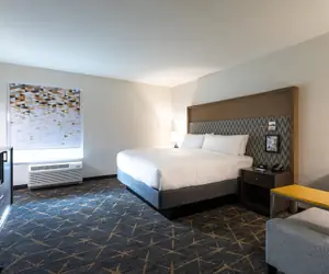 Photo 5 - Holiday Inn Greenville - Woodruff Road by IHG