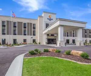 Photo 2 - Comfort Inn Jasper South