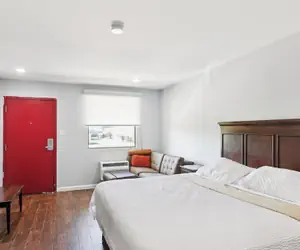 Photo 4 - LaPlace Motel