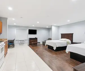 Photo 5 - LaPlace Motel