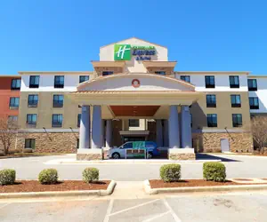 Photo 2 - Holiday Inn Express & Suites Huntsville Airport by IHG