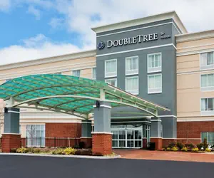 Photo 2 - DoubleTree by Hilton Dothan, AL