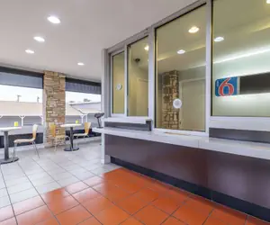 Photo 4 - Motel 6 Boerne, TX