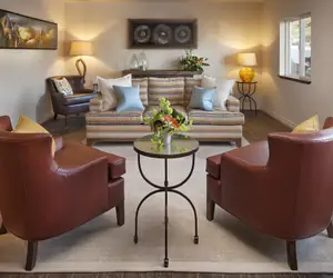 Photo 3 - Cambria Landing Inn & Suites