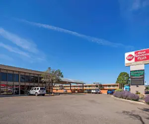 Photo 2 - Best Western Plus Raton Hotel
