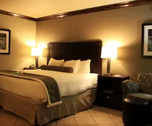 Photo 5 - Best Western Plus Raton Hotel