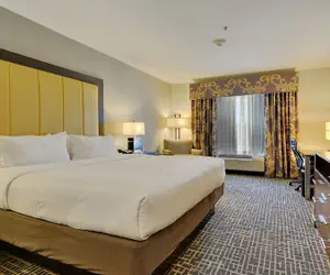 Photo 4 - Holiday Inn Express & Suites Gonzales by IHG