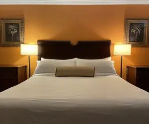 Photo 2 - Howard Johnson by Wyndham Ridgecrest, CA