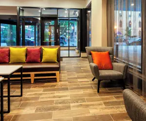 Photo 5 - Fairfield Inn & Suites Chicago Downtown/River North