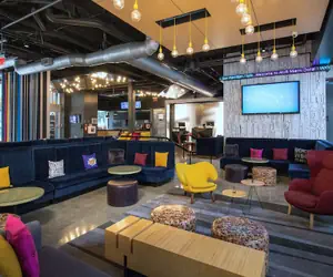 Photo 4 - Aloft Miami Doral