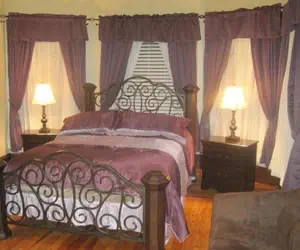 Photo 5 - Walton Manor Inn Bed & Breakfast