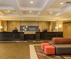 Photo 3 - Holiday Inn Express Bradford by IHG