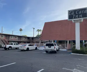 Photo 2 - La Casa Inn