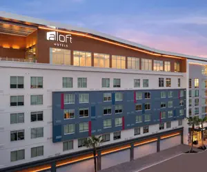 Photo 2 - Aloft Tampa Midtown
