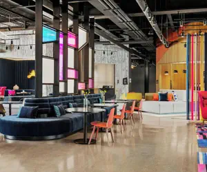 Photo 4 - Aloft Chicago Schaumburg