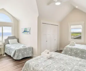 Photo 5 - 805 Marlin Dr