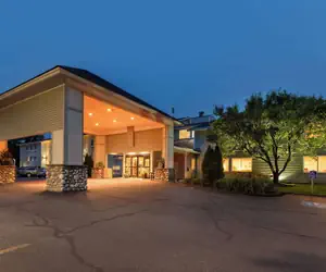 Photo 2 - Best Western Plus Windjammer Inn & Conference Center