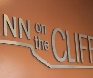 Photo 2 - Inn on the Cliff