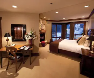 Photo 3 - Two Bedroom Junior Suite 2 Apartment Hotel by RedAwning