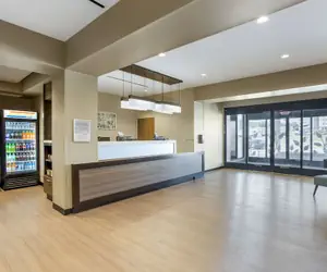 Photo 4 - MainStay Suites North - Central York