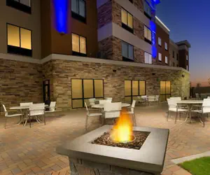 Photo 2 - Holiday Inn Express & Suites Waco South by IHG