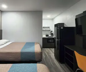 Photo 5 - Studio 6 Galveston, TX