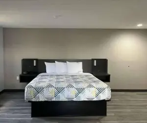 Photo 4 - Studio 6 Little Rock, AR - South