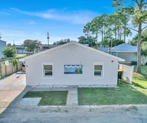 Photo 2 - Seaside Escape