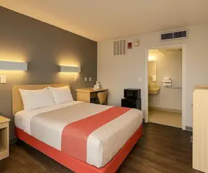 Photo 2 - Studio 6 Casper, WY