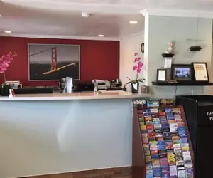 Photo 4 - Regency Inn SFO Airport