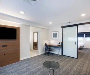 Photo 3 - Holiday Inn Express Boston - Waltham by IHG