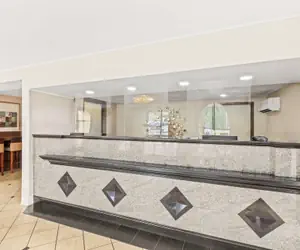 Photo 5 - Best Western Hazlet Inn