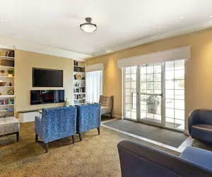 Photo 4 - Best Western Plus Longbranch Hotel & Convention Center