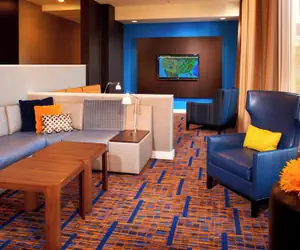 Photo 3 - Courtyard by Marriott Rockford