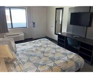 Photo 4 - Motel 6 Cedar Rapids, IA