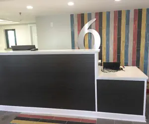 Photo 5 - Motel 6 Burnsville, MN