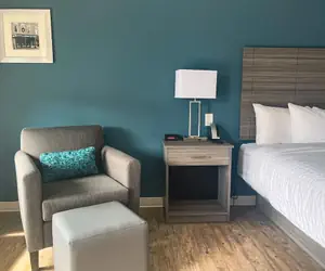 Photo 4 - Baymont by Wyndham Lumberton NC