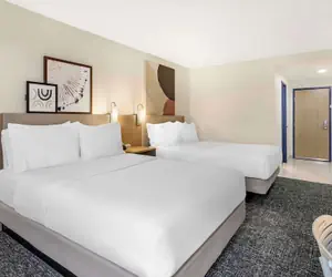 Photo 4 - Spark by Hilton Roanoke Airport