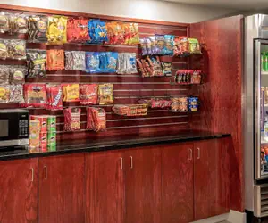 Photo 2 - Courtyard by Marriott Boston Marlborough