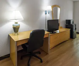 Photo 3 - Motel 6 Groton, CT—Casinos Nearby